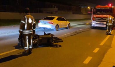 Beykoz'da motosiklet elektrik panosuna çarptı: 1 ölü
